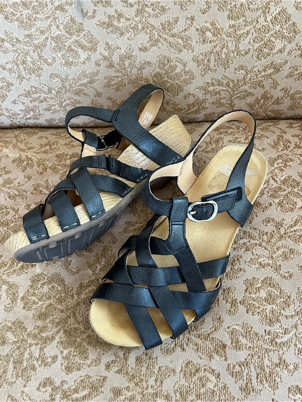 Dansko women’s Tinley black strap wedge sandals